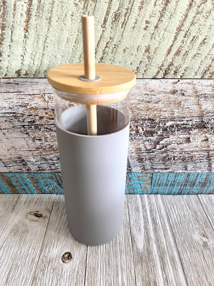 20oz Glass Tumbler w/Silicone Sleeve & Bamboo Lid/Straw